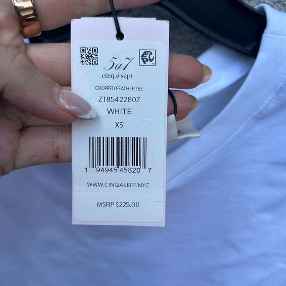 Cinq à Sept Cropped Feather Tee in White New with Tags! - Picture 4 of 4